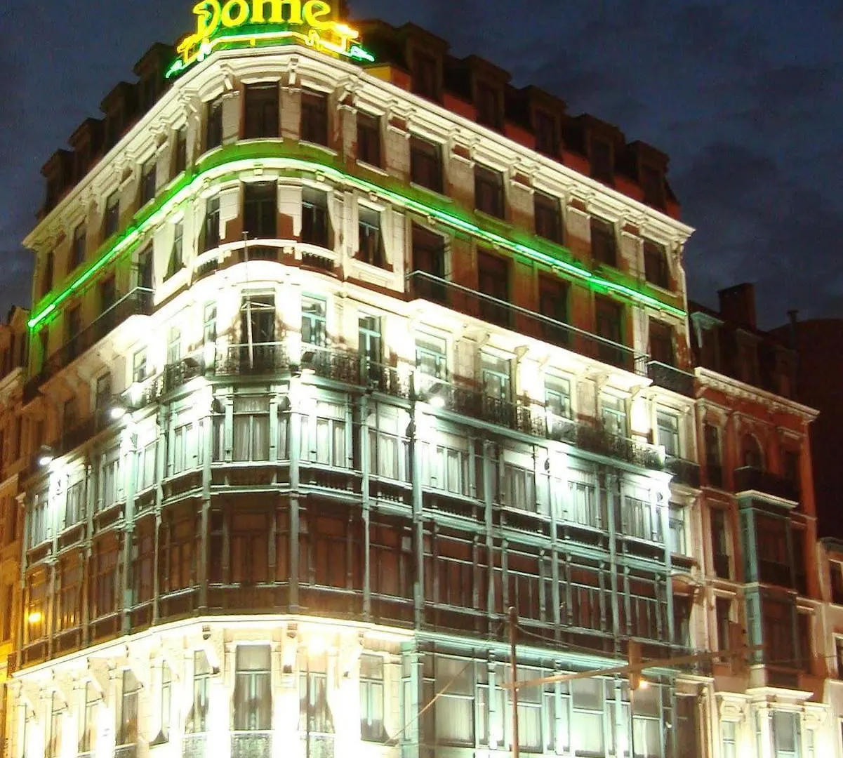 Hotel Le Dome Brusel 3*,