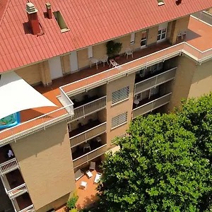 https://villa-angeli.it-romehotels.com